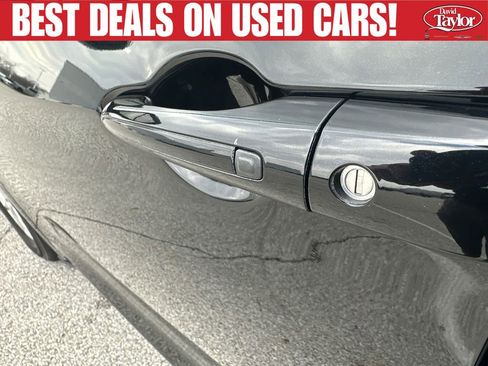 Used 2024 Chrysler Pacifica Touring-L FWD image 41