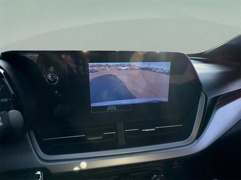 Used 2024 Chevrolet Trax RS w/ Driver Confidence Package image 22