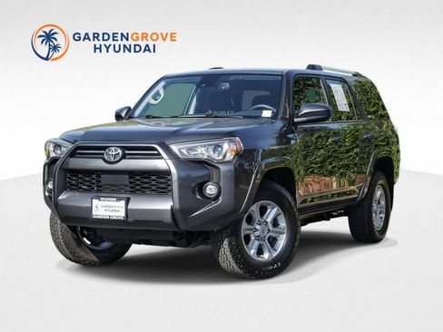Used 2022 Toyota 4Runner SR5 AWD/4WD image 1