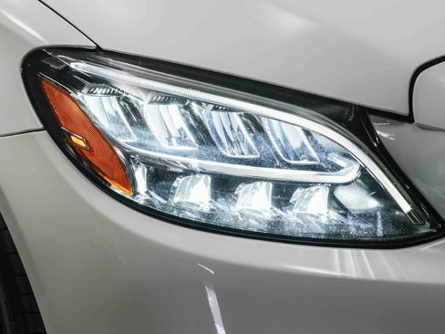 Used 2019 Mercedes-Benz C 300 Sedan image 14