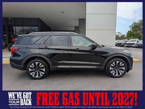 New 2026 Ford Explorer Platinum w/ LUX Leather Package AWD/4WD image 3