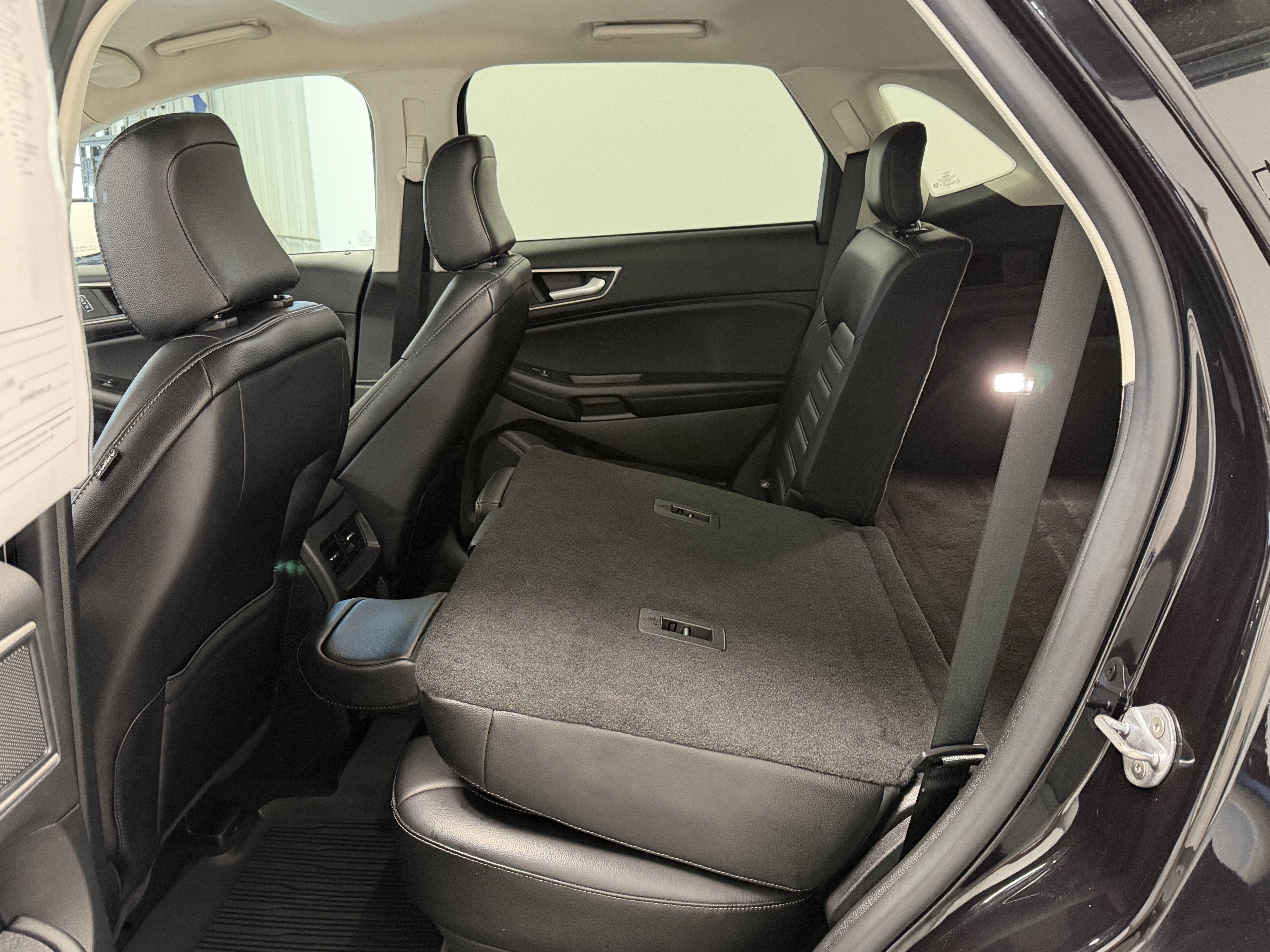 Used 2024 Ford Edge SEL w/ Convenience Package AWD/4WD image 22