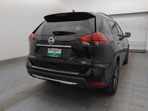 Used 2017 Nissan Rogue SL image 7