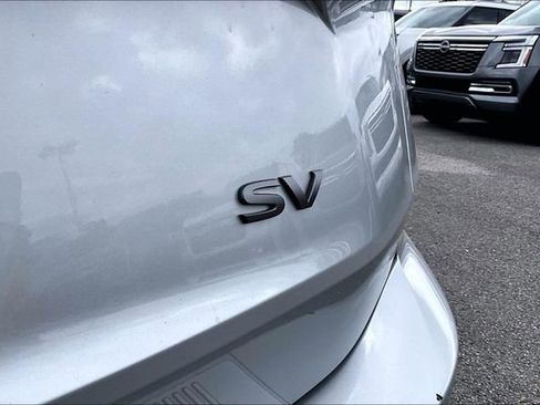Certified 2024 Nissan Rogue SV FWD image 21
