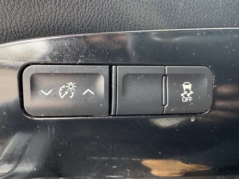 Used 2016 Toyota Prius Two image 57