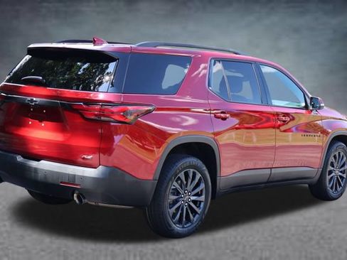 Used 2022 Chevrolet Traverse RS AWD/4WD image 3