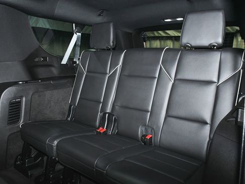 Used 2024 Cadillac Escalade ESV Premium Luxury w/ LPO, Floor Liner Package AWD/4WD image 59