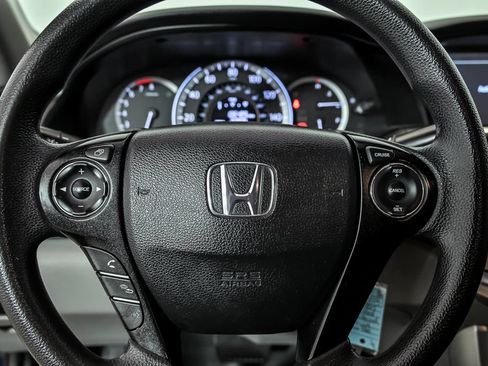 Used 2015 Honda Accord LX image 18