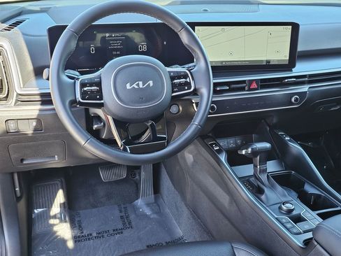 Used 2024 Kia Sorento S w/ Panoramic Sunroof Package image 36