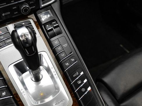 Used 2010 Porsche Panamera Turbo image 28