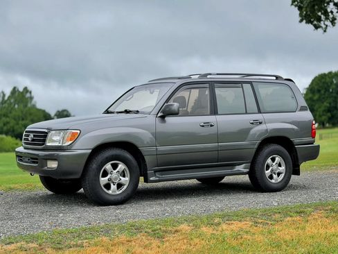 Used 2000 Toyota Land Cruiser AWD/4WD image 16