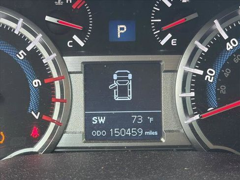 Used 2018 Toyota 4Runner Limited AWD/4WD image 14