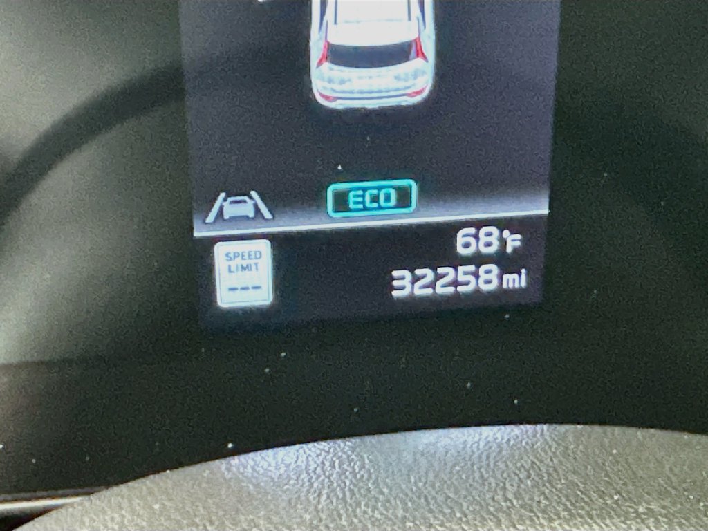 Used 2023 Kia Niro EX FWD image 13