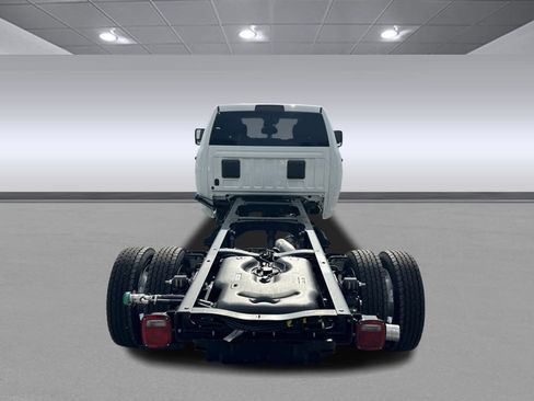 New 2026 RAM 5500 Tradesman w/ Chrome Appearance Group image 18