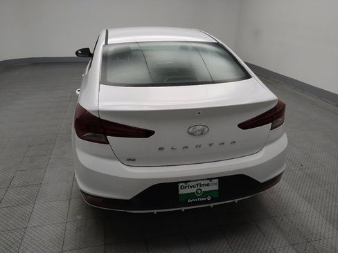 Used 2020 Hyundai Elantra SE w/ Cargo Package (C1) FWD image 6