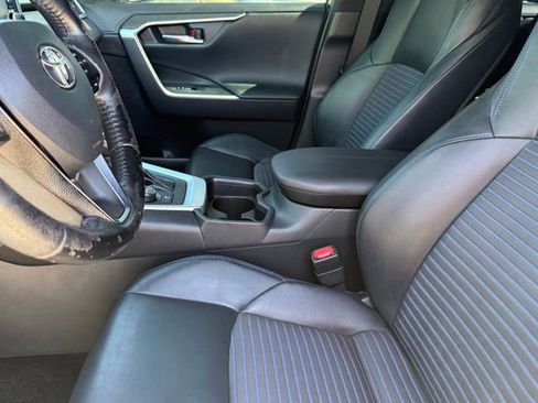 Used 2020 Toyota RAV4 XSE AWD/4WD image 9