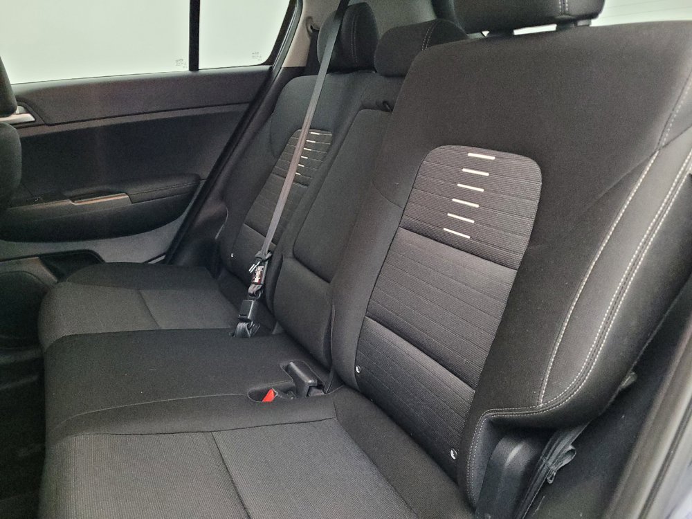 Used 2020 Kia Sportage LX w/ LX Popular Package AWD/4WD image 18