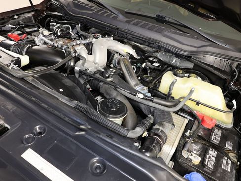 Used 2022 Ford F250 Lariat w/ Lariat Ultimate Package AWD/4WD image 37