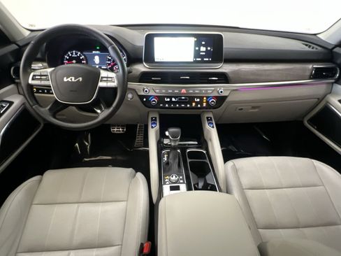 Used 2022 Kia Telluride SX w/ Nightfall Edition Package AWD/4WD image 32