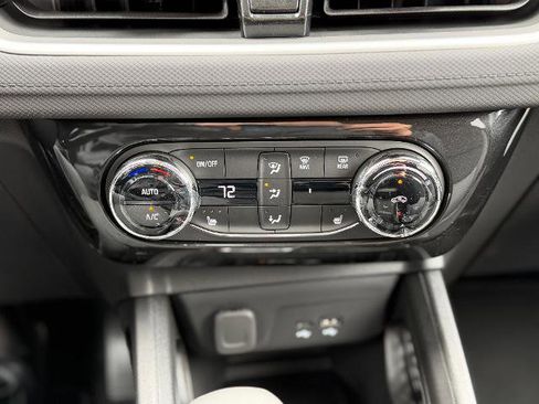 New 2026 Chevrolet TrailBlazer LT AWD/4WD image 12