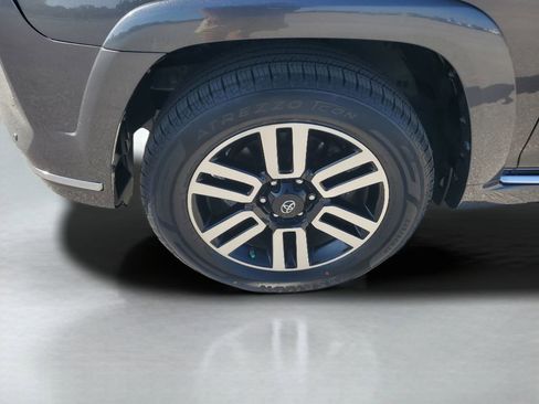 Used 2019 Toyota 4Runner Limited AWD/4WD image 28