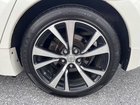Used 2017 Nissan Maxima 3.5 SV FWD image 20