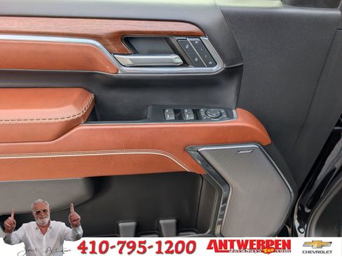 Used 2024 GMC Sierra 3500 Denali Ultimate image 27