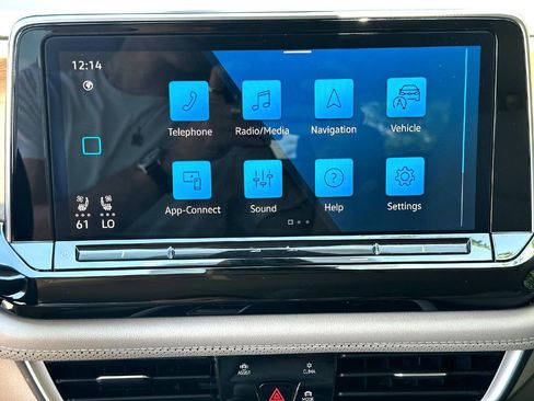 Certified 2024 Volkswagen Atlas SE FWD image 21