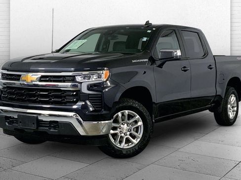 Used 2023 Chevrolet Silverado 1500 LT AWD/4WD image 14