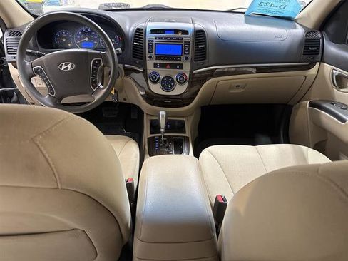 Used 2012 Hyundai Santa Fe GLS image 25