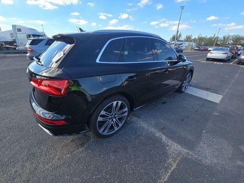 Used 2018 Audi SQ5 Premium Plus w/ S Sport Package image 2