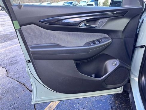 Used 2026 Chevrolet TrailBlazer LT w/ Convenience Package image 12