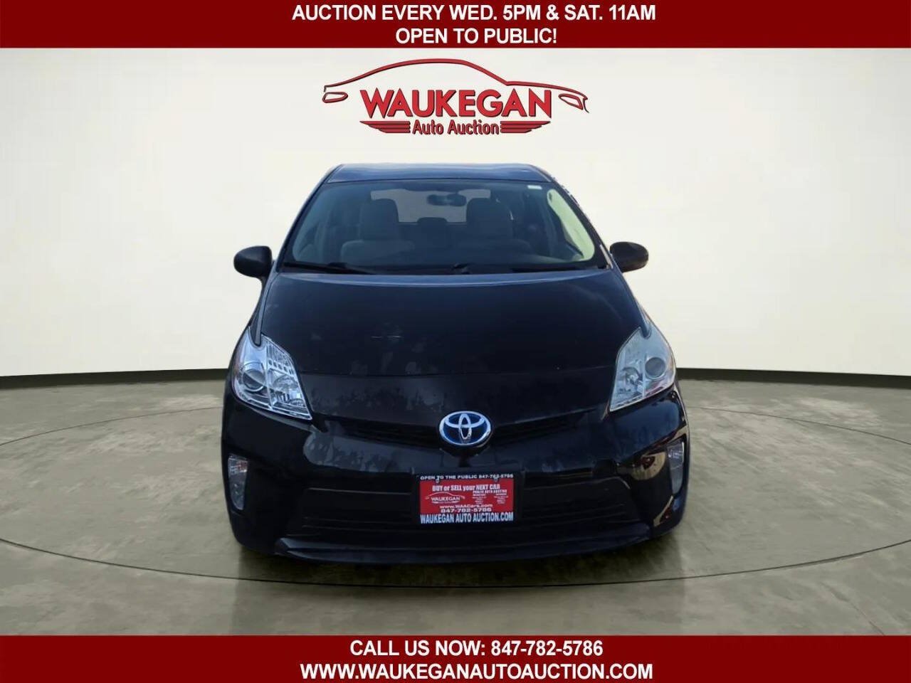 Used 2014 Toyota Prius Two FWD image 2