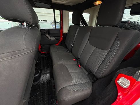 Used 2016 Jeep Wrangler Unlimited Sport AWD/4WD image 18