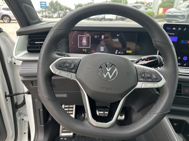 New 2026 Volkswagen Tiguan SE R-Line AWD/4WD image 21