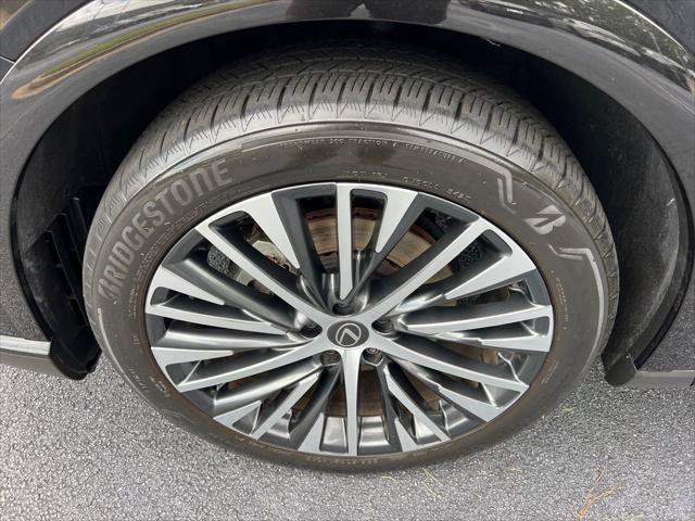 Certified 2026 Lexus RX 350 Premium Plus w/ Accessory Package (Z1) FWD image 11