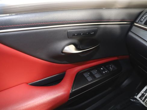 Used 2019 Lexus ES 350 F Sport w/ Accessory Package 2 FWD image 29