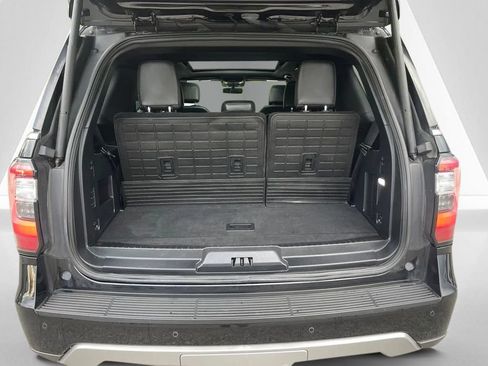 Used 2021 Ford Expedition Limited AWD/4WD image 8
