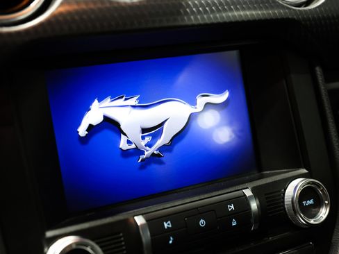 Used 2022 Ford Mustang GT Premium w/ GT Performance Package RWD image 43
