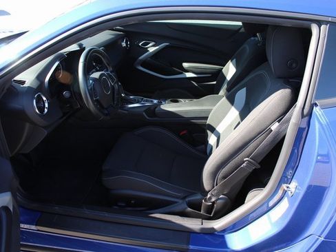 Used 2022 Chevrolet Camaro LT w/ RS Package image 12