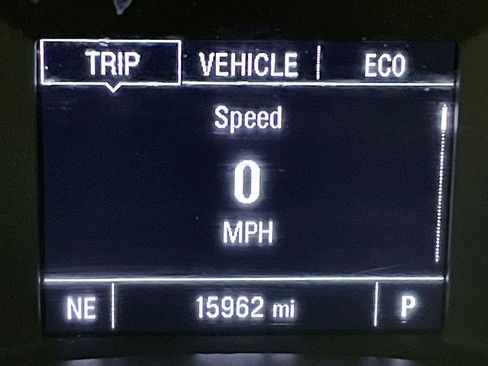 Used 2024 Chevrolet Equinox LS w/ Sport Edition image 6