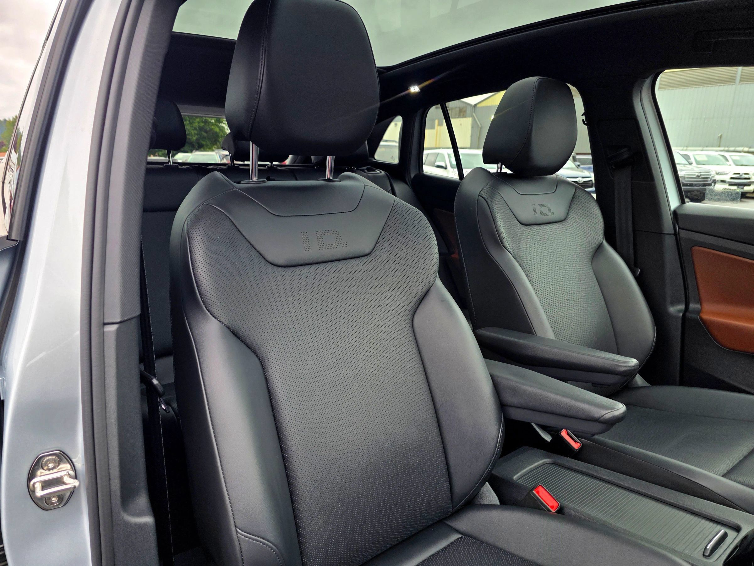 Used 2021 Volkswagen ID.4 Pro S RWD image 46