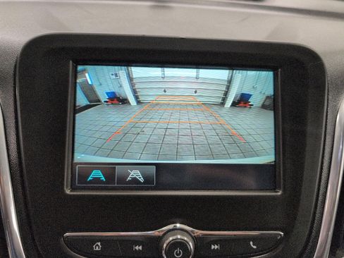 Used 2018 Chevrolet Equinox LT AWD/4WD image 14