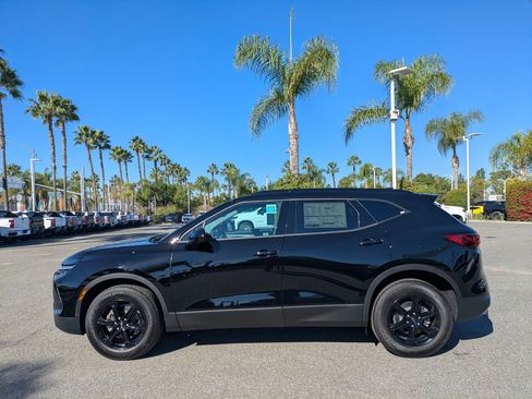 New 2026 Chevrolet Blazer LT image 2