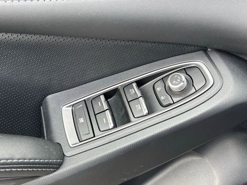 Used 2023 Subaru Ascent Limited AWD/4WD image 12
