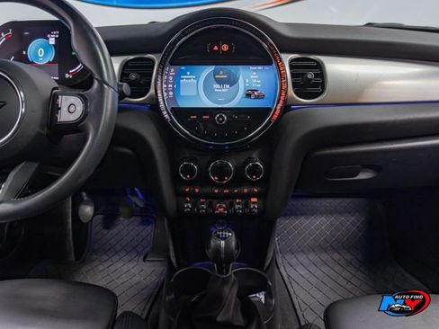 Used 2022 MINI Cooper S image 11