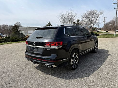 Used 2022 Volkswagen Atlas SEL Premium image 9