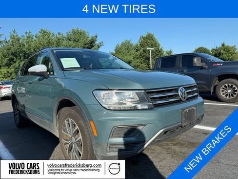 Used 2020 Volkswagen Tiguan SE w/ Panoramic Sunroof Package AWD/4WD image 1