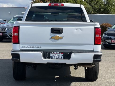 Used 2018 Chevrolet Silverado 1500 Custom w/ Trailering Package RWD image 8