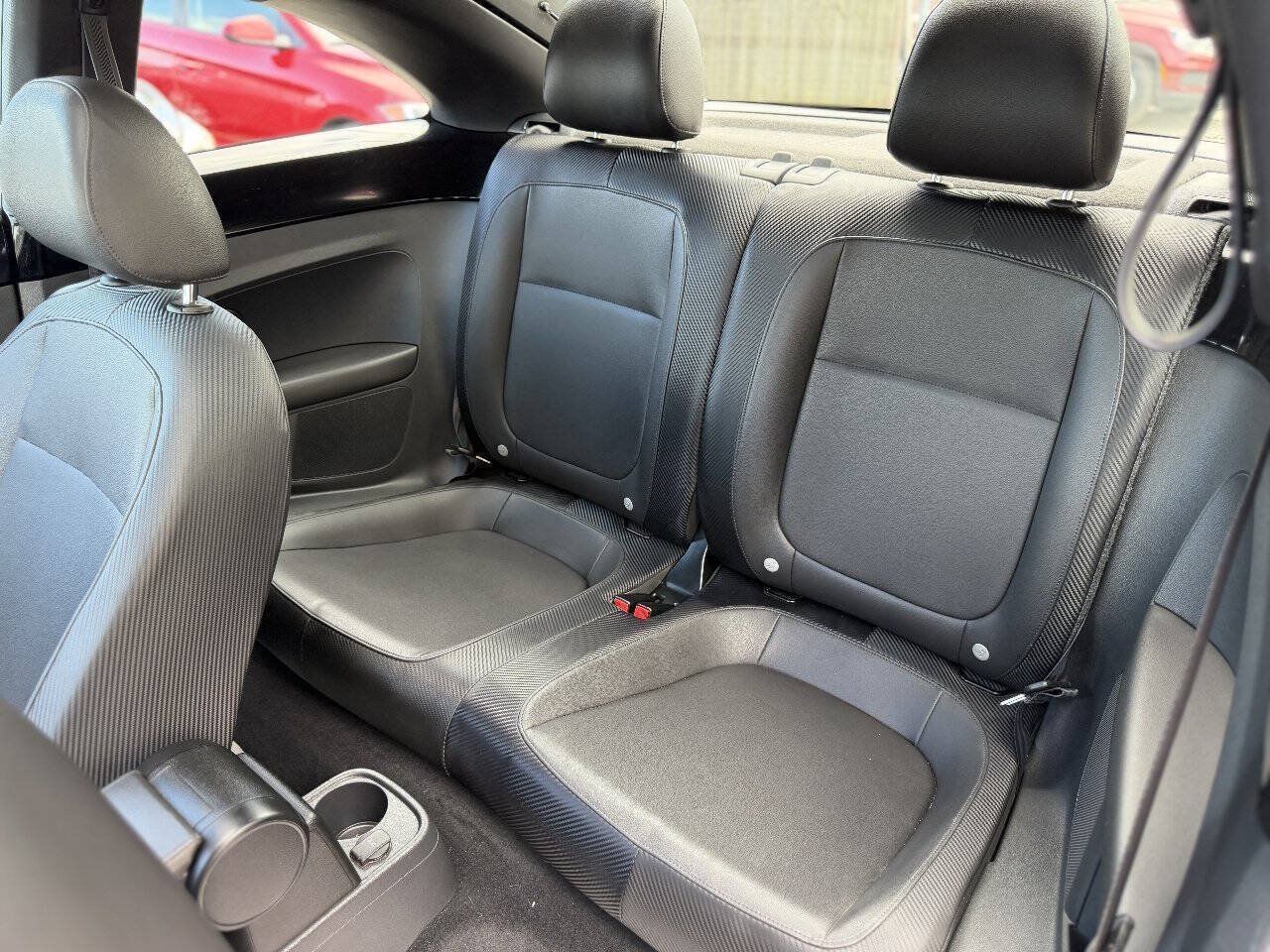 Used 2012 Volkswagen Beetle 2.5 FWD image 14